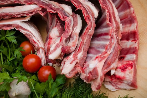 تصویر 2 از قیمت خرید گوشت گوسفندی با استخوان + فروش ویژه
